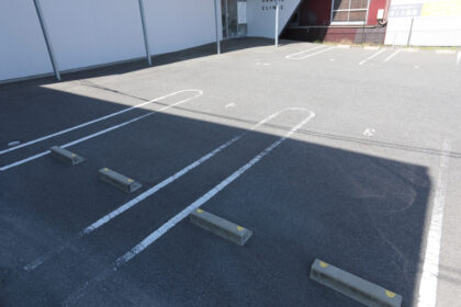 ゆたか歯科駐車場